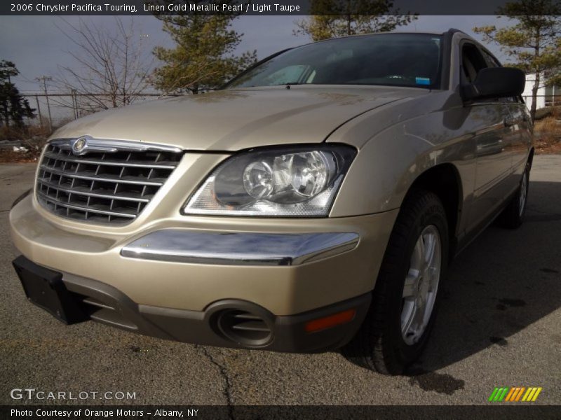 Linen Gold Metallic Pearl / Light Taupe 2006 Chrysler Pacifica Touring