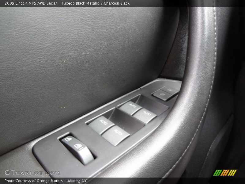 Tuxedo Black Metallic / Charcoal Black 2009 Lincoln MKS AWD Sedan
