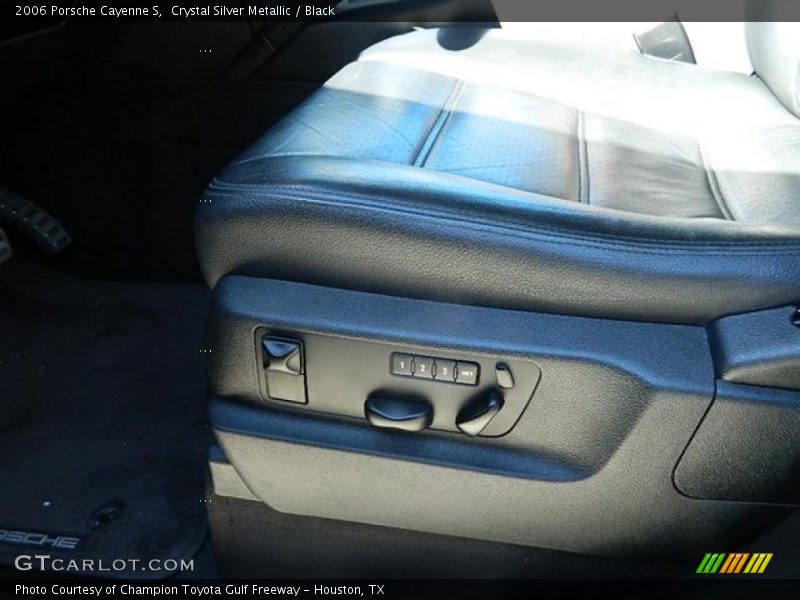 Crystal Silver Metallic / Black 2006 Porsche Cayenne S
