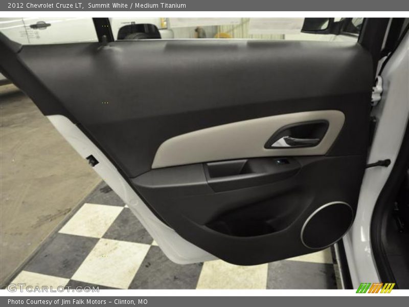 Summit White / Medium Titanium 2012 Chevrolet Cruze LT