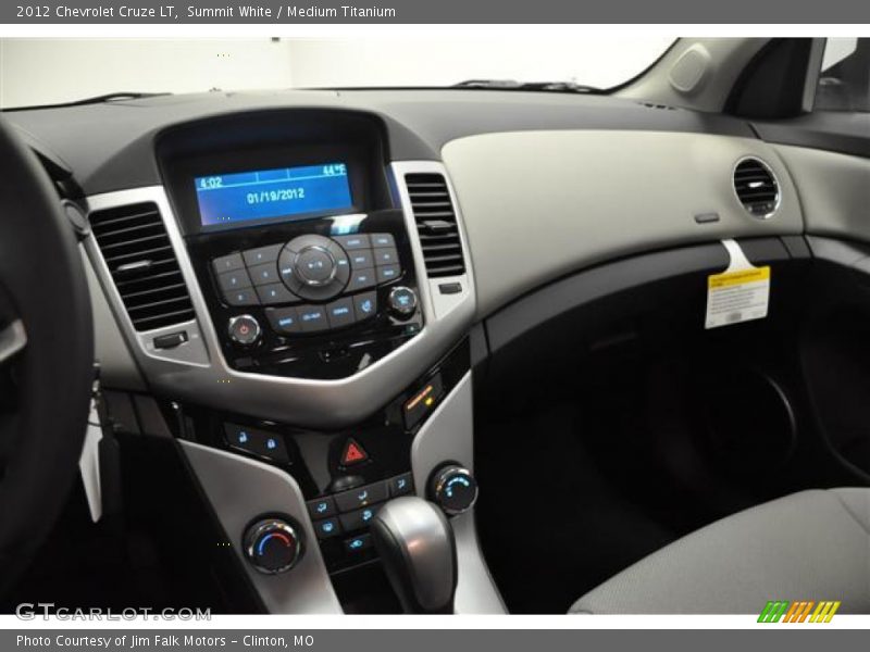 Summit White / Medium Titanium 2012 Chevrolet Cruze LT