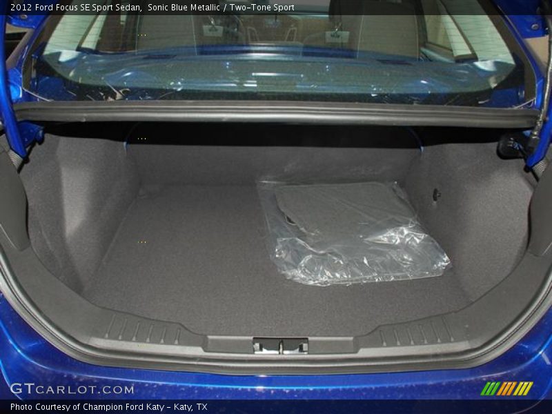  2012 Focus SE Sport Sedan Trunk