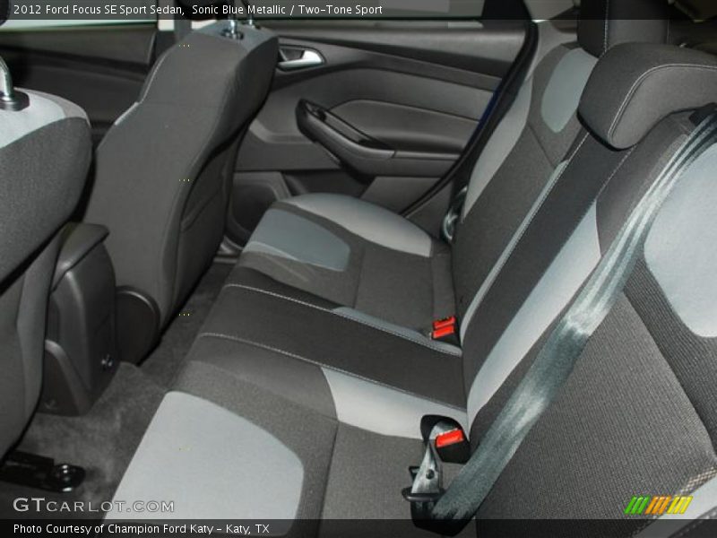 Sonic Blue Metallic / Two-Tone Sport 2012 Ford Focus SE Sport Sedan