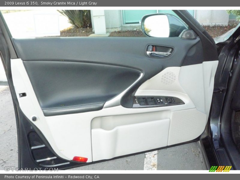 Door Panel of 2009 IS 350