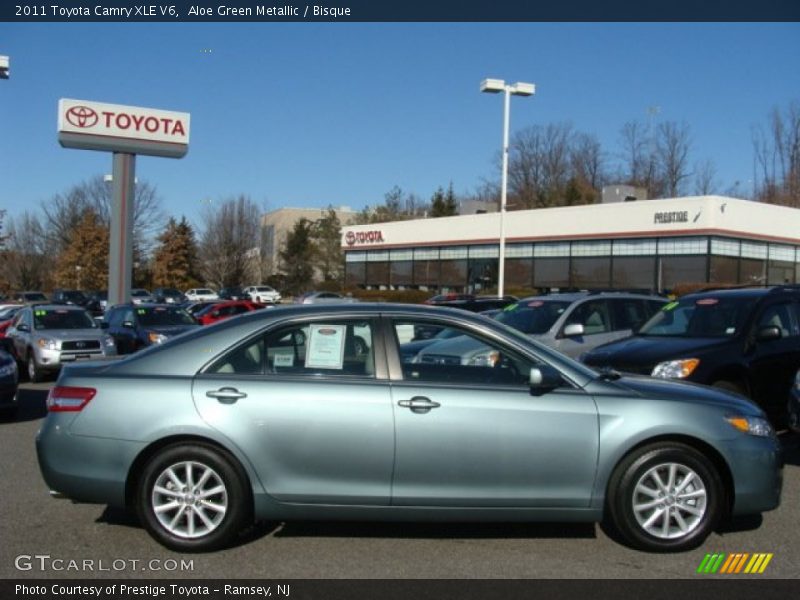 Aloe Green Metallic / Bisque 2011 Toyota Camry XLE V6