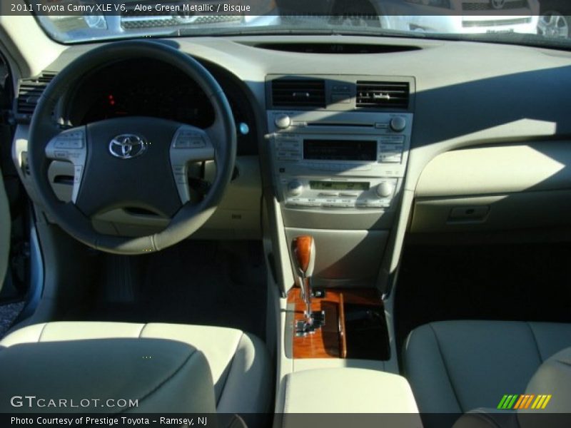 Aloe Green Metallic / Bisque 2011 Toyota Camry XLE V6
