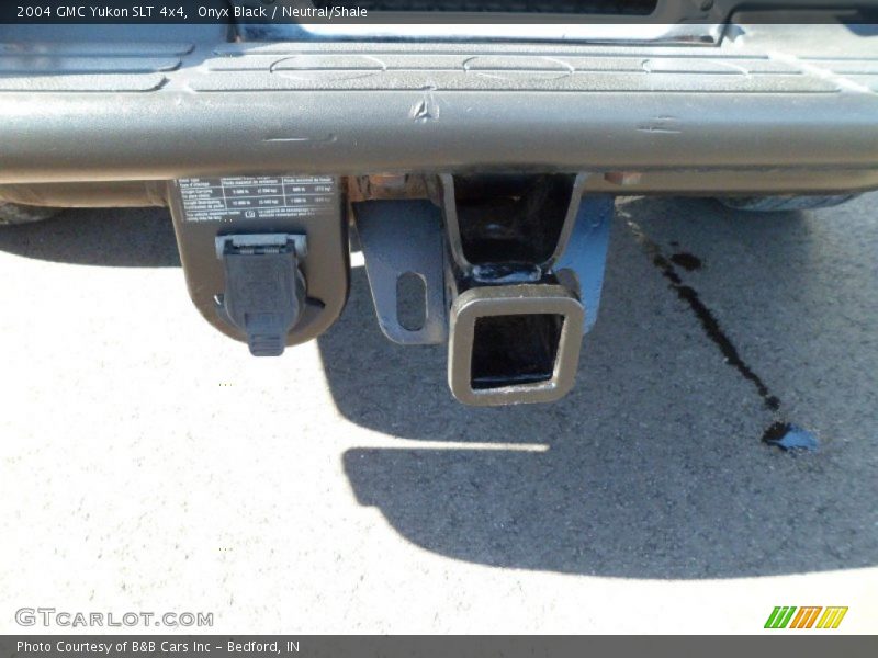 Onyx Black / Neutral/Shale 2004 GMC Yukon SLT 4x4