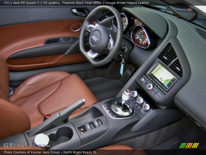  2011 R8 Spyder 5.2 FSI quattro Nougat Brown Nappa Leather Interior