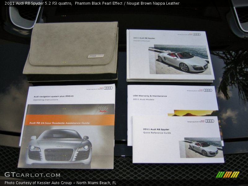Books/Manuals of 2011 R8 Spyder 5.2 FSI quattro