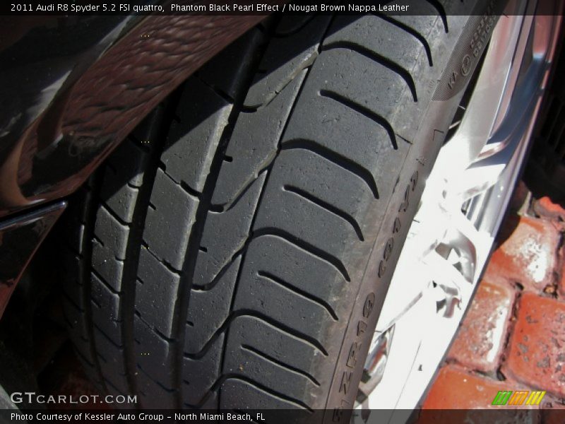 Phantom Black Pearl Effect / Nougat Brown Nappa Leather 2011 Audi R8 Spyder 5.2 FSI quattro