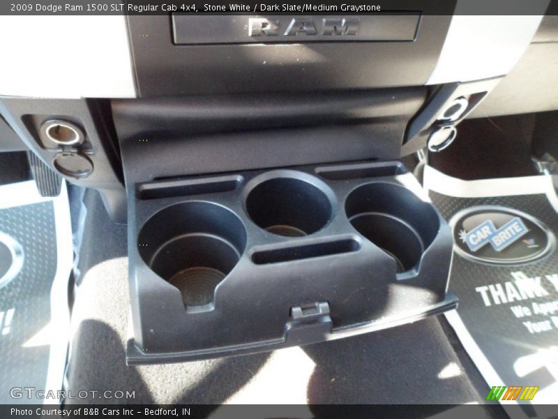 Stone White / Dark Slate/Medium Graystone 2009 Dodge Ram 1500 SLT Regular Cab 4x4