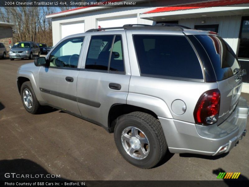 Silverstone Metallic / Medium Pewter 2004 Chevrolet TrailBlazer LS 4x4