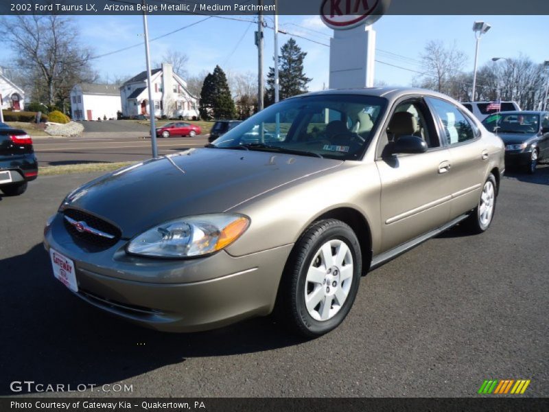 Arizona Beige Metallic / Medium Parchment 2002 Ford Taurus LX