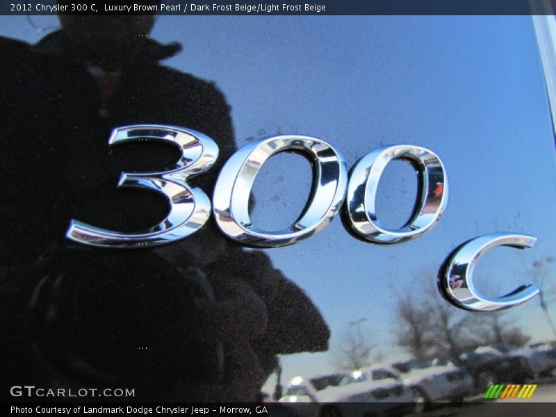  2012 300 C Logo