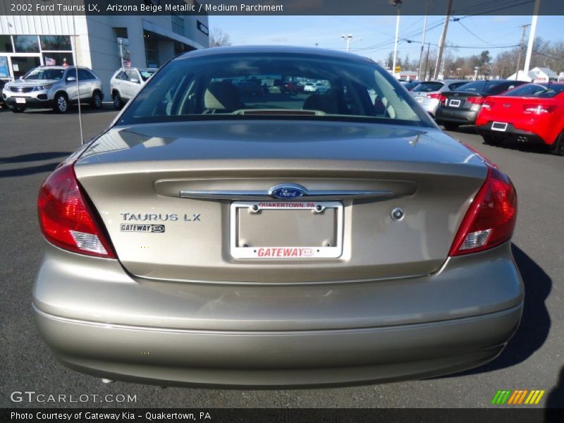 Arizona Beige Metallic / Medium Parchment 2002 Ford Taurus LX
