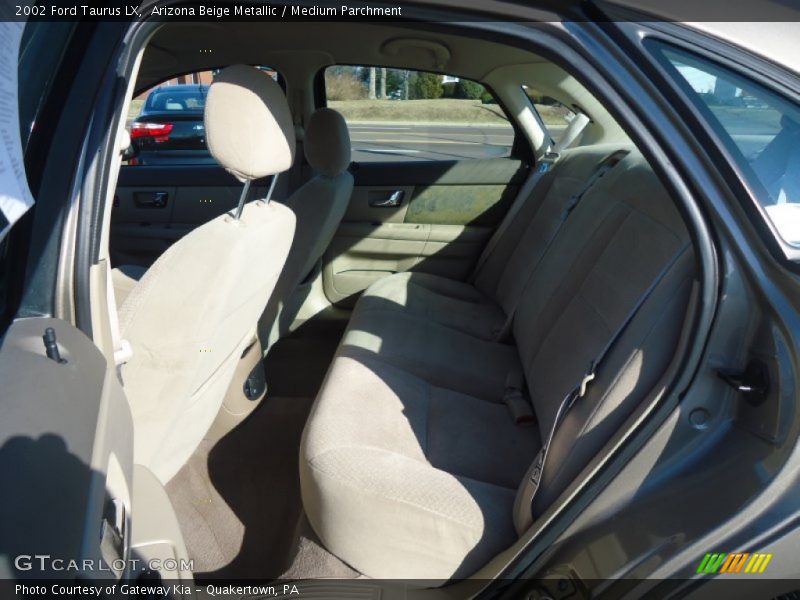 Arizona Beige Metallic / Medium Parchment 2002 Ford Taurus LX