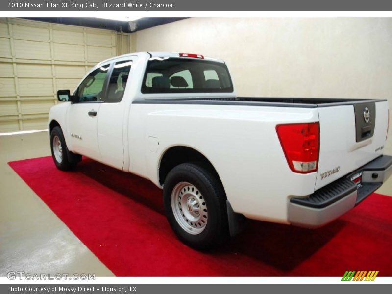 Blizzard White / Charcoal 2010 Nissan Titan XE King Cab