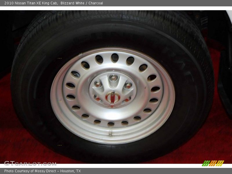 Blizzard White / Charcoal 2010 Nissan Titan XE King Cab