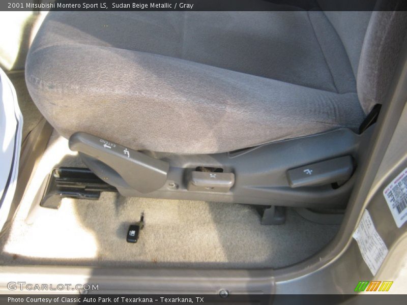 Sudan Beige Metallic / Gray 2001 Mitsubishi Montero Sport LS
