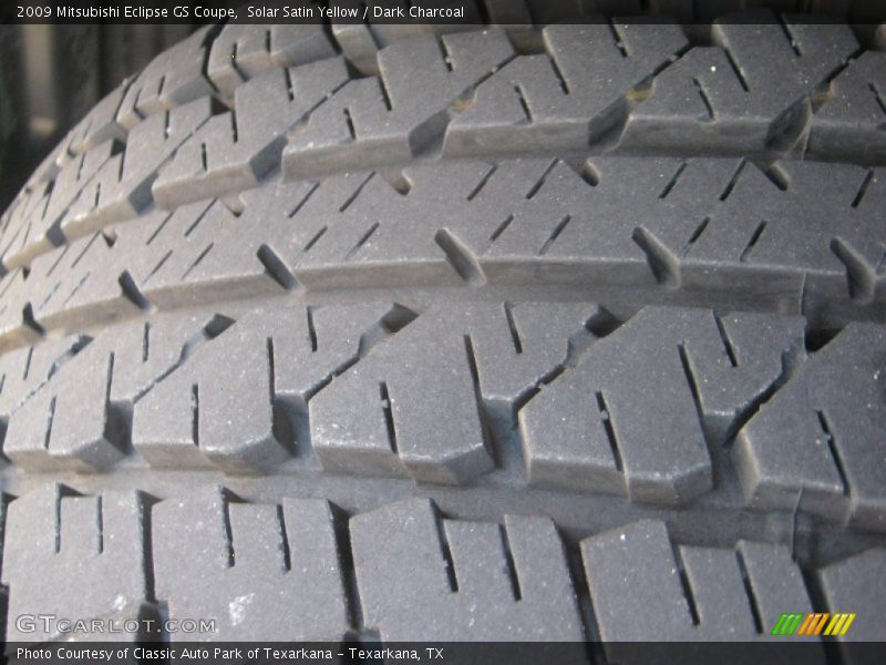 Solar Satin Yellow / Dark Charcoal 2009 Mitsubishi Eclipse GS Coupe