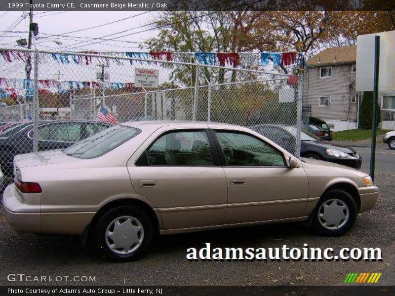 Cashmere Beige Metallic / Oak 1999 Toyota Camry CE