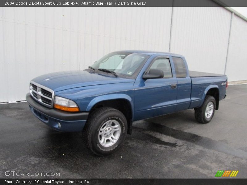 Atlantic Blue Pearl / Dark Slate Gray 2004 Dodge Dakota Sport Club Cab 4x4