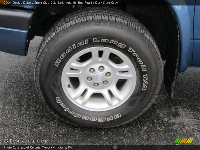 Atlantic Blue Pearl / Dark Slate Gray 2004 Dodge Dakota Sport Club Cab 4x4
