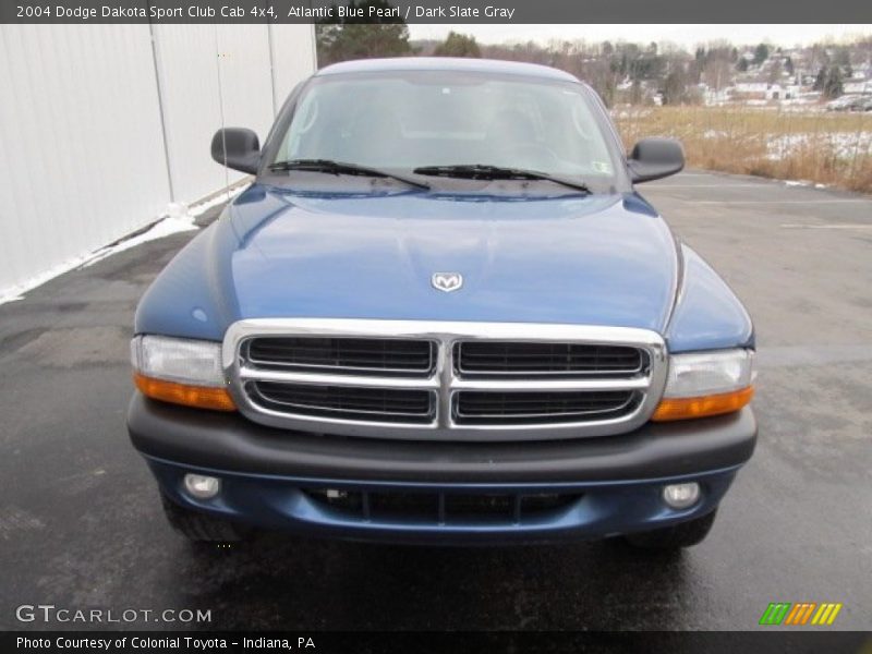 Atlantic Blue Pearl / Dark Slate Gray 2004 Dodge Dakota Sport Club Cab 4x4