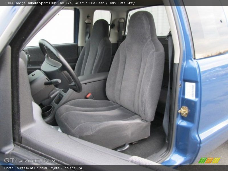Atlantic Blue Pearl / Dark Slate Gray 2004 Dodge Dakota Sport Club Cab 4x4