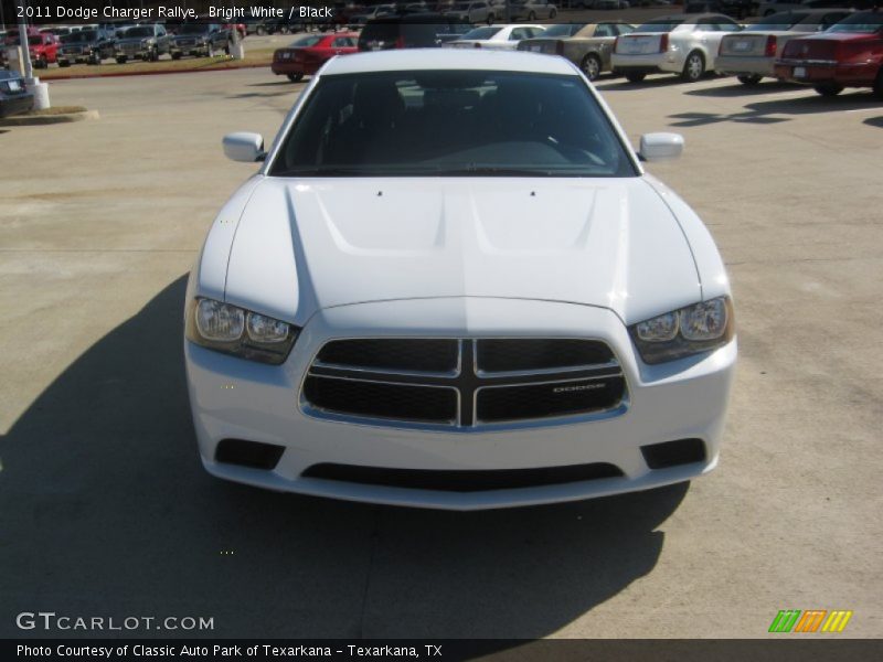 Bright White / Black 2011 Dodge Charger Rallye