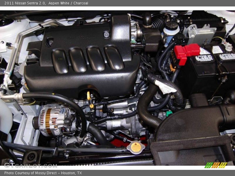 Aspen White / Charcoal 2011 Nissan Sentra 2.0