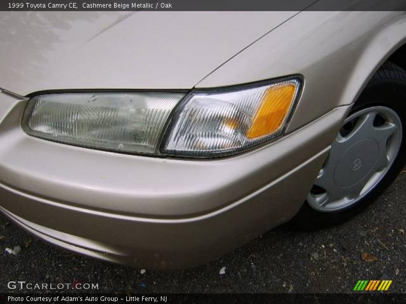 Cashmere Beige Metallic / Oak 1999 Toyota Camry CE
