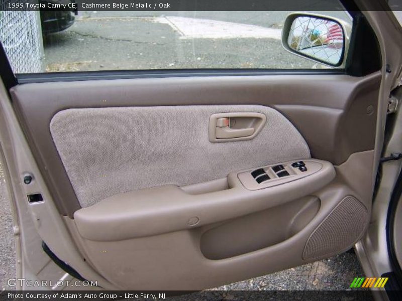 Cashmere Beige Metallic / Oak 1999 Toyota Camry CE