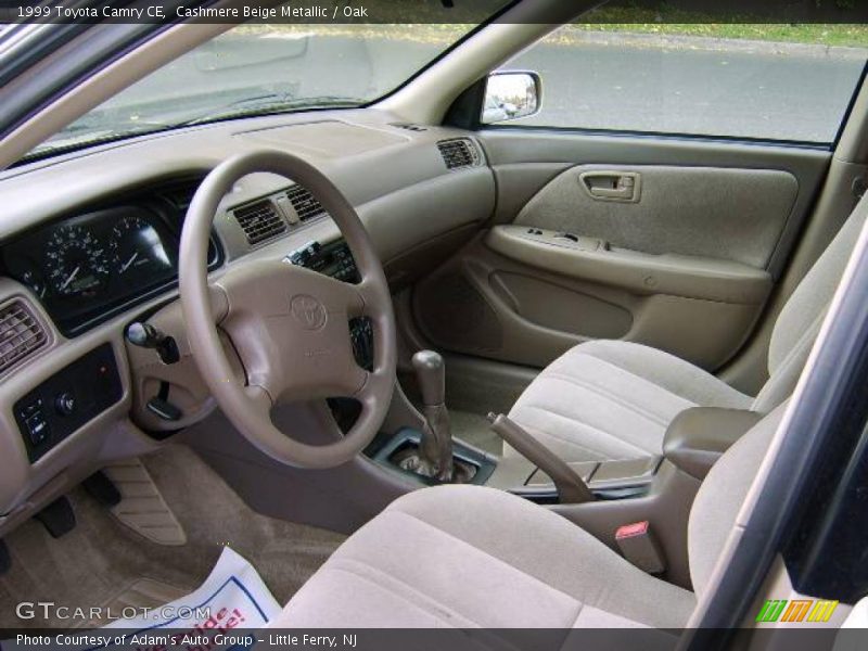 Cashmere Beige Metallic / Oak 1999 Toyota Camry CE