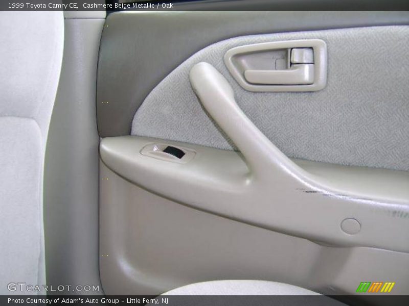 Cashmere Beige Metallic / Oak 1999 Toyota Camry CE