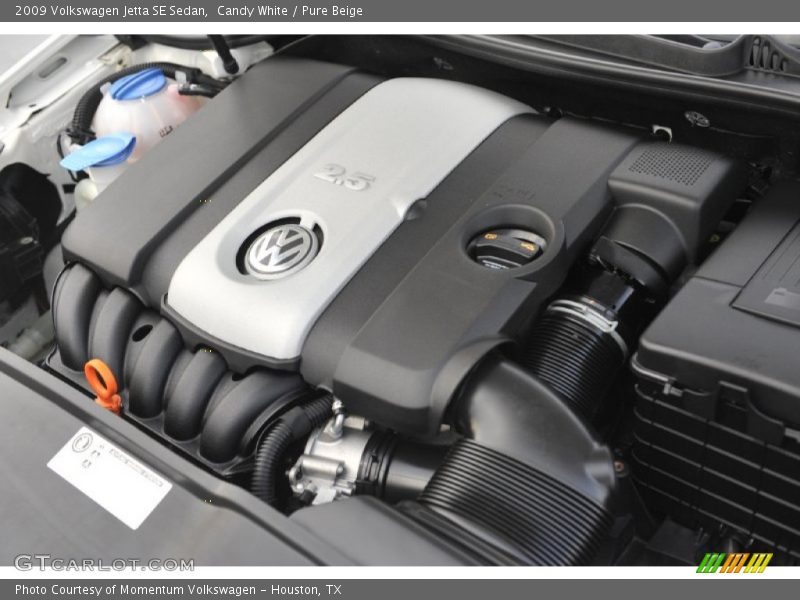 Candy White / Pure Beige 2009 Volkswagen Jetta SE Sedan