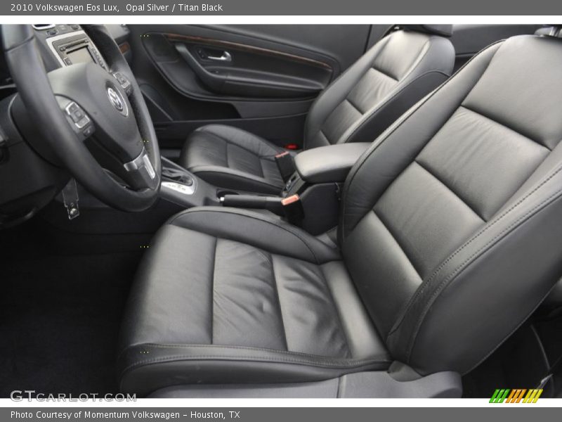  2010 Eos Lux Titan Black Interior