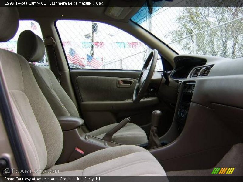 Cashmere Beige Metallic / Oak 1999 Toyota Camry CE