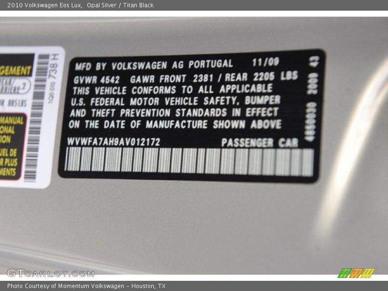 Opal Silver / Titan Black 2010 Volkswagen Eos Lux