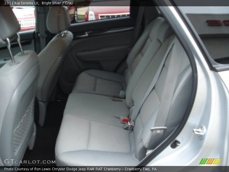 Bright Silver / Gray 2011 Kia Sorento LX