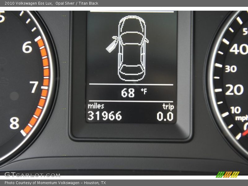 Opal Silver / Titan Black 2010 Volkswagen Eos Lux