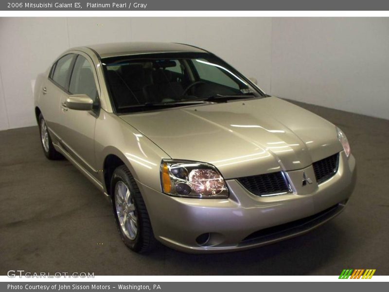 Platinum Pearl / Gray 2006 Mitsubishi Galant ES