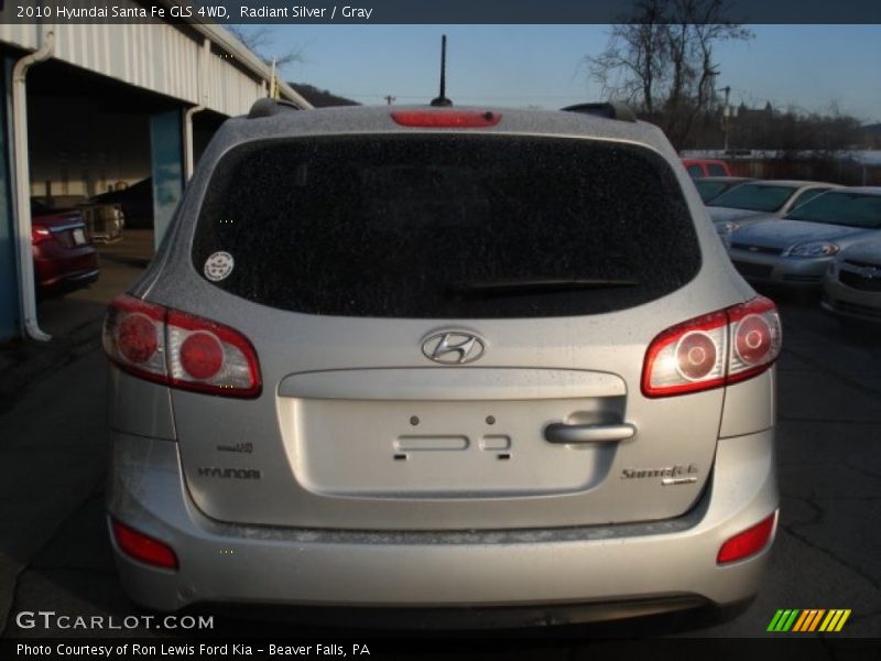 Radiant Silver / Gray 2010 Hyundai Santa Fe GLS 4WD