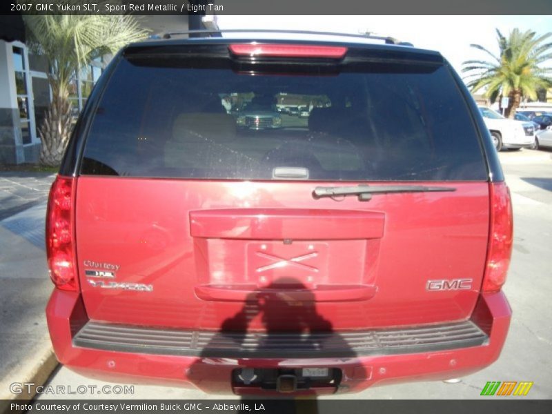 Sport Red Metallic / Light Tan 2007 GMC Yukon SLT