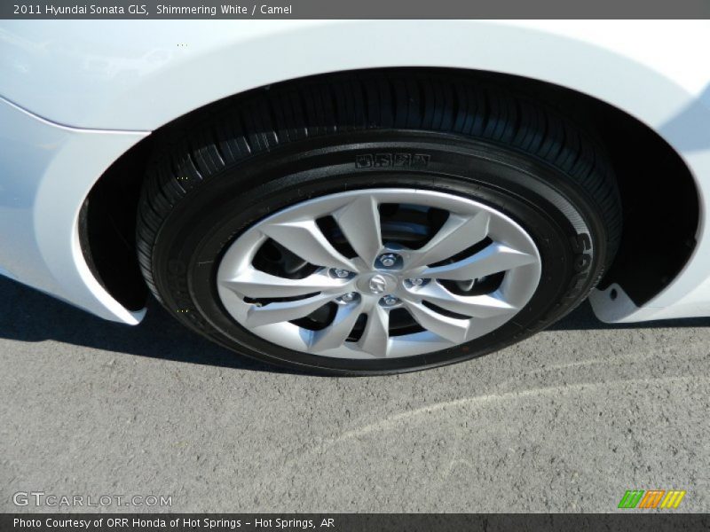 Shimmering White / Camel 2011 Hyundai Sonata GLS