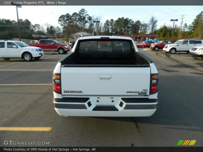 White / Beige 2007 Honda Ridgeline RTS