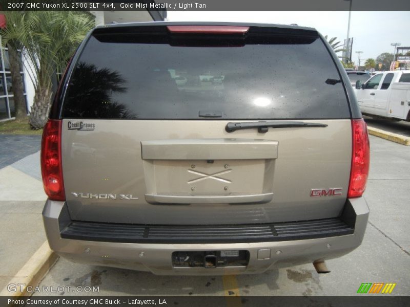 Gold Mist Metallic / Light Tan 2007 GMC Yukon XL 2500 SLT 4x4