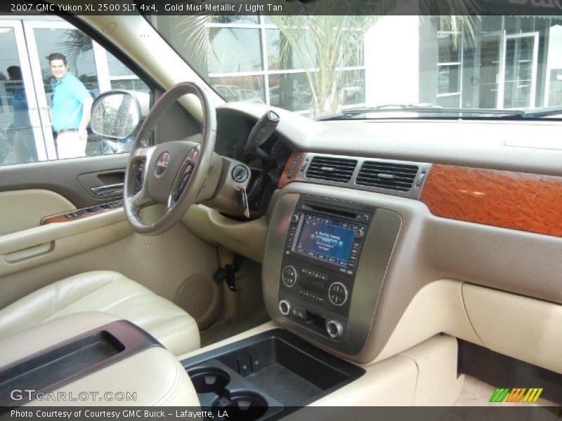 Gold Mist Metallic / Light Tan 2007 GMC Yukon XL 2500 SLT 4x4