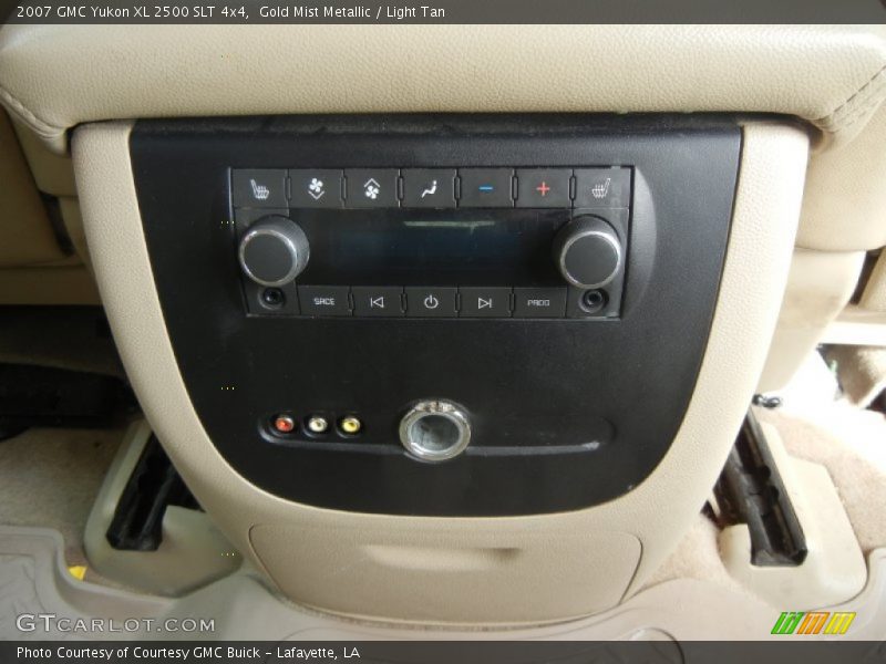 Controls of 2007 Yukon XL 2500 SLT 4x4