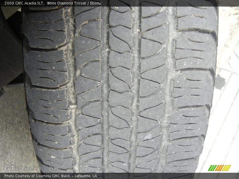 White Diamond Tricoat / Ebony 2009 GMC Acadia SLT